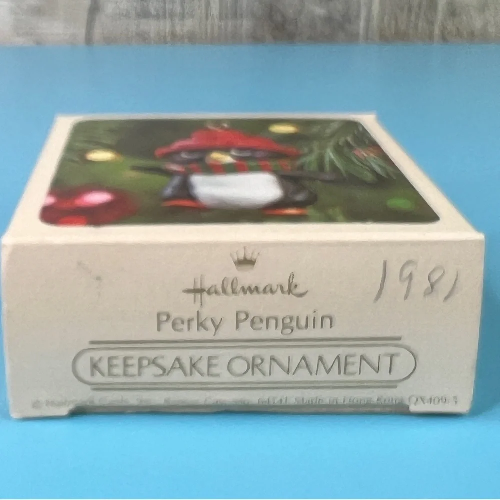 Hallmark Keepsake Ornament Perky Penguin 1981 - Picture 2 of 2
